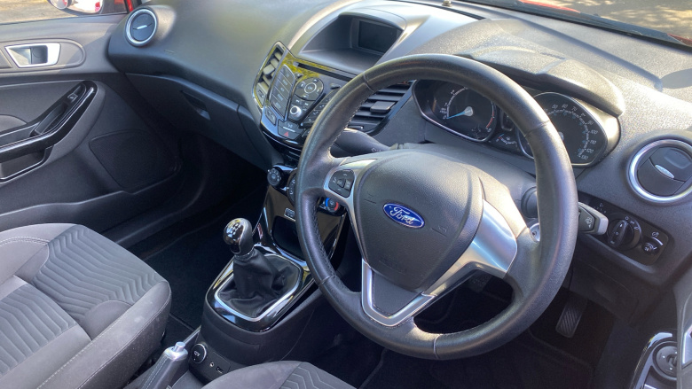 Ford Fiesta 1.0 Zetec 5dr Petrol Hatchback